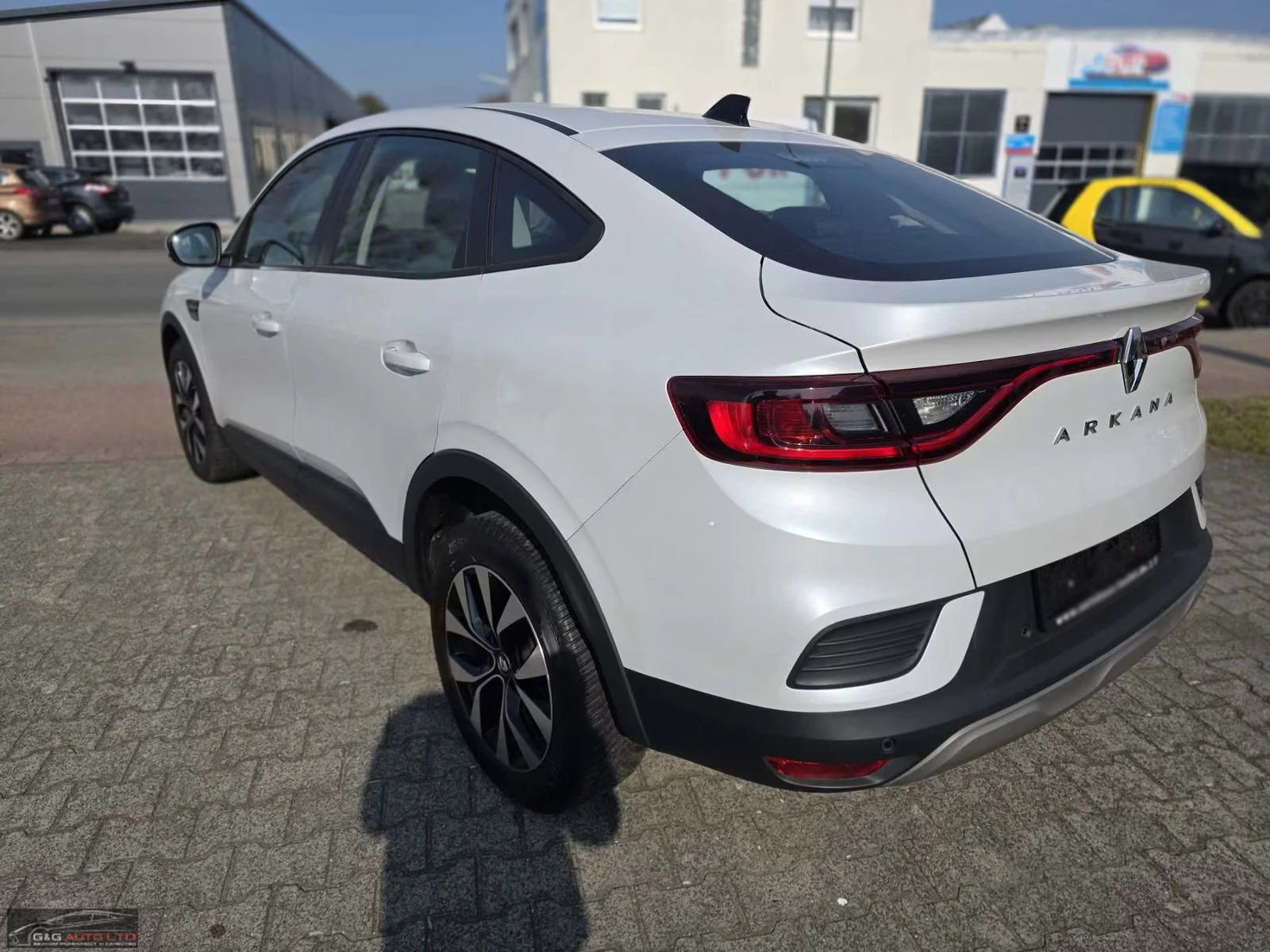 Renault Arkana TCe/140HP/EQUILIBRE/CAM/LED/NAVI/102q, снимка 4 - Автомобили и джипове - 54042945