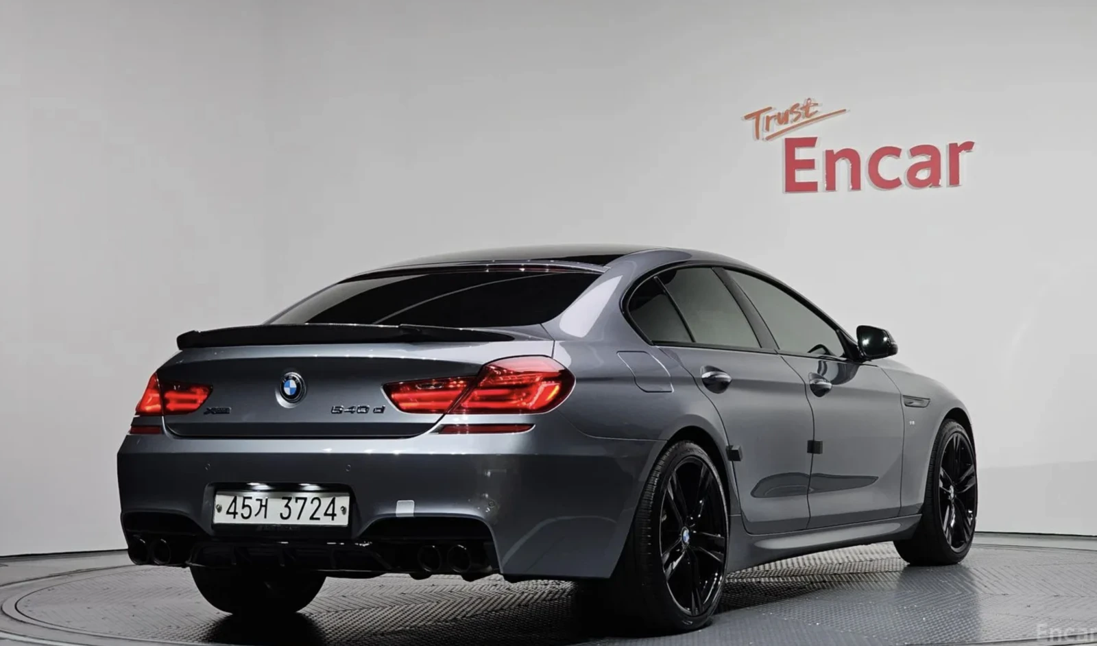 BMW 640 М ПАКЕТ | H&K | ОБДУХ | 360 CAM , снимка 2 - Автомобили и джипове - 54082990