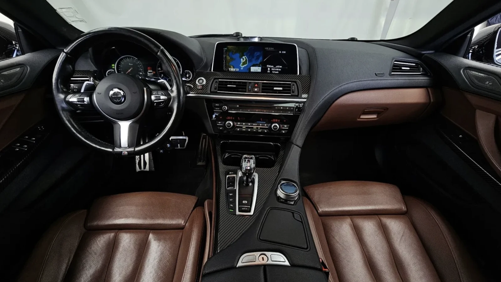 BMW 640 М ПАКЕТ | H&K | ОБДУХ | 360 CAM , снимка 6 - Автомобили и джипове - 54082990