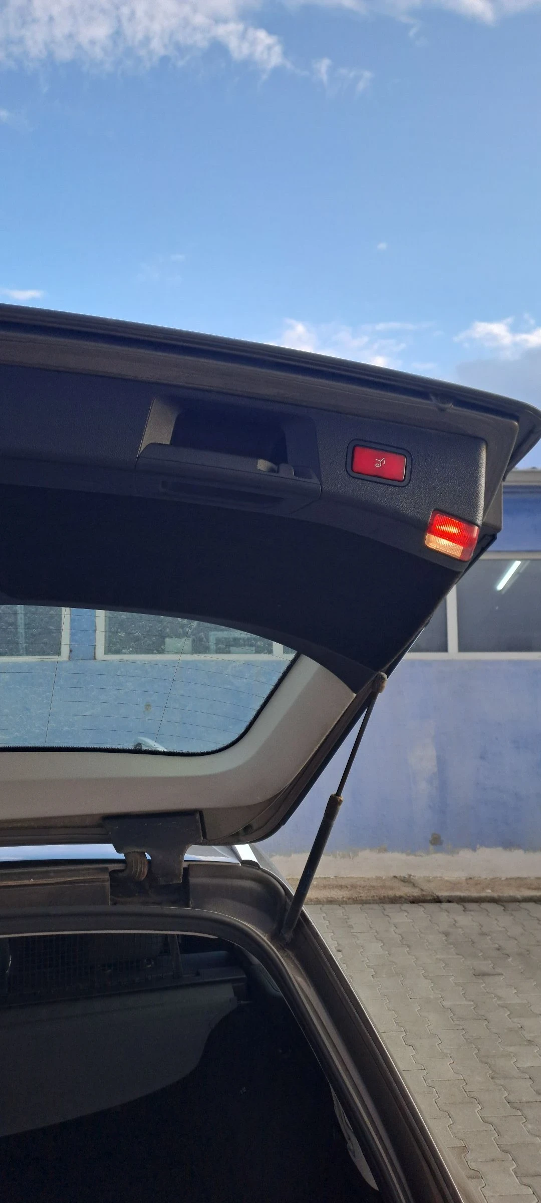 Mercedes-Benz E 250, снимка 8 - Автомобили и джипове - 54346195