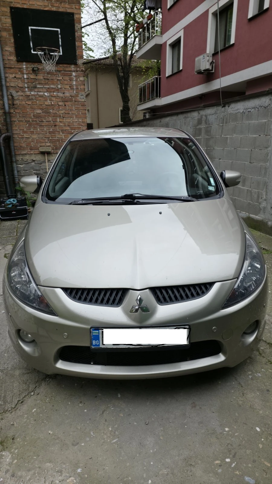 Mitsubishi Grandis 2 DI-D