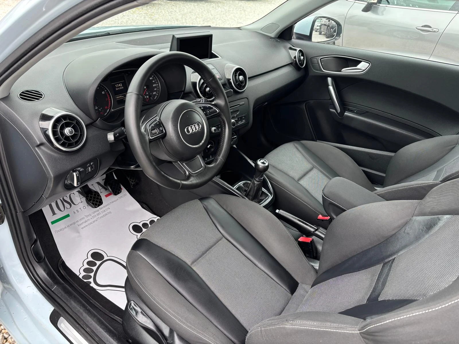 Audi A1 1.2 Tfsi* Навигация* , снимка 5 - Автомобили и джипове - 54365182