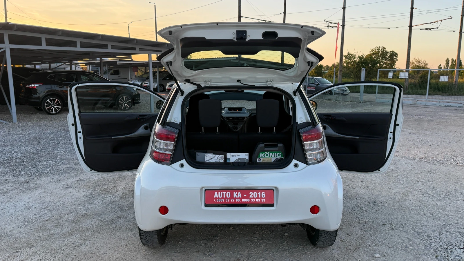 Toyota IQ 1.0-68кс/АВТОМАТИК/НОВ ВНОС ОТ ИТАЛИЯ, снимка 9 - Автомобили и джипове - 54438420