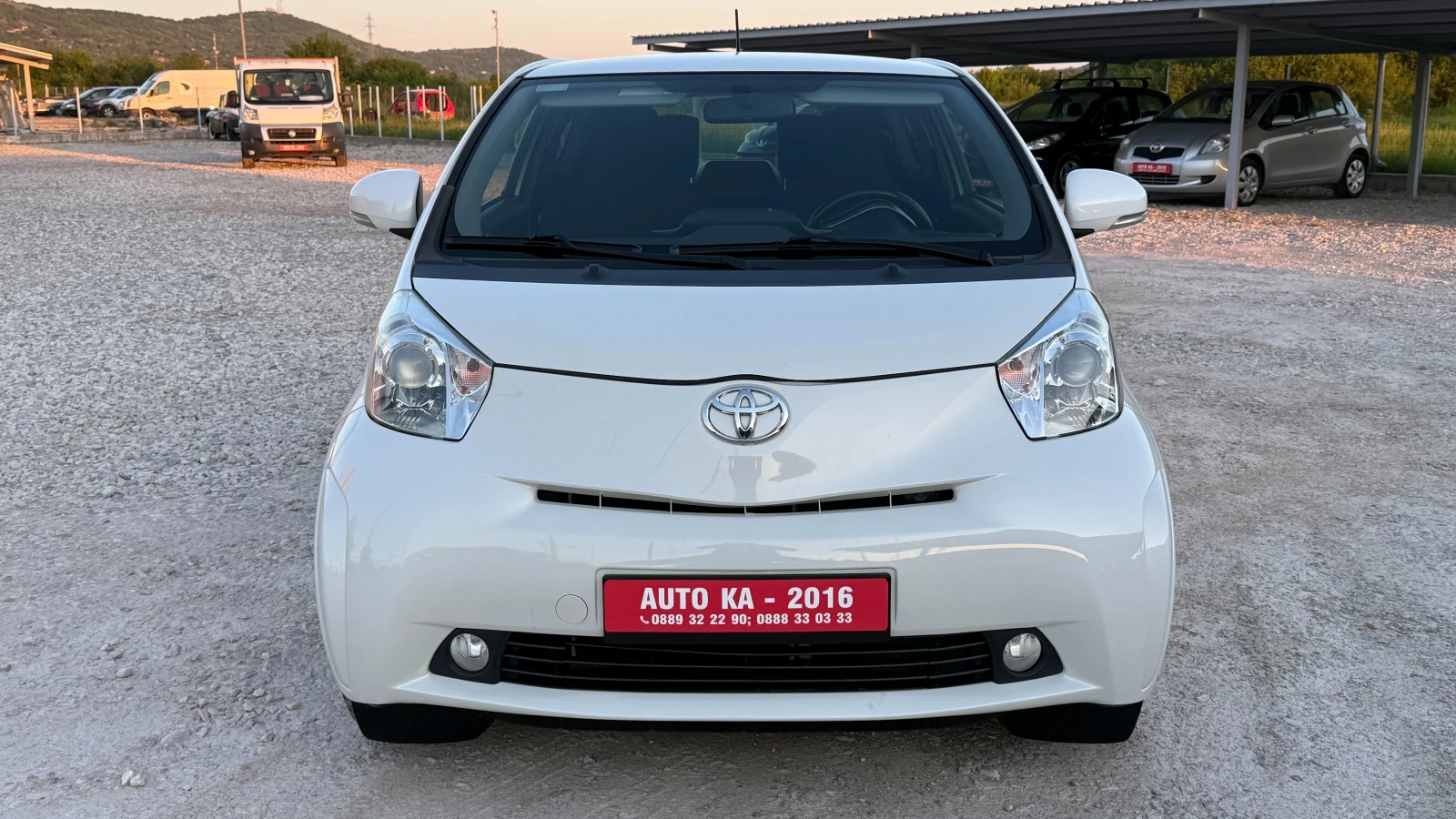 Toyota IQ 1.0-68кс/АВТОМАТИК/НОВ ВНОС ОТ ИТАЛИЯ, снимка 2 - Автомобили и джипове - 54438420