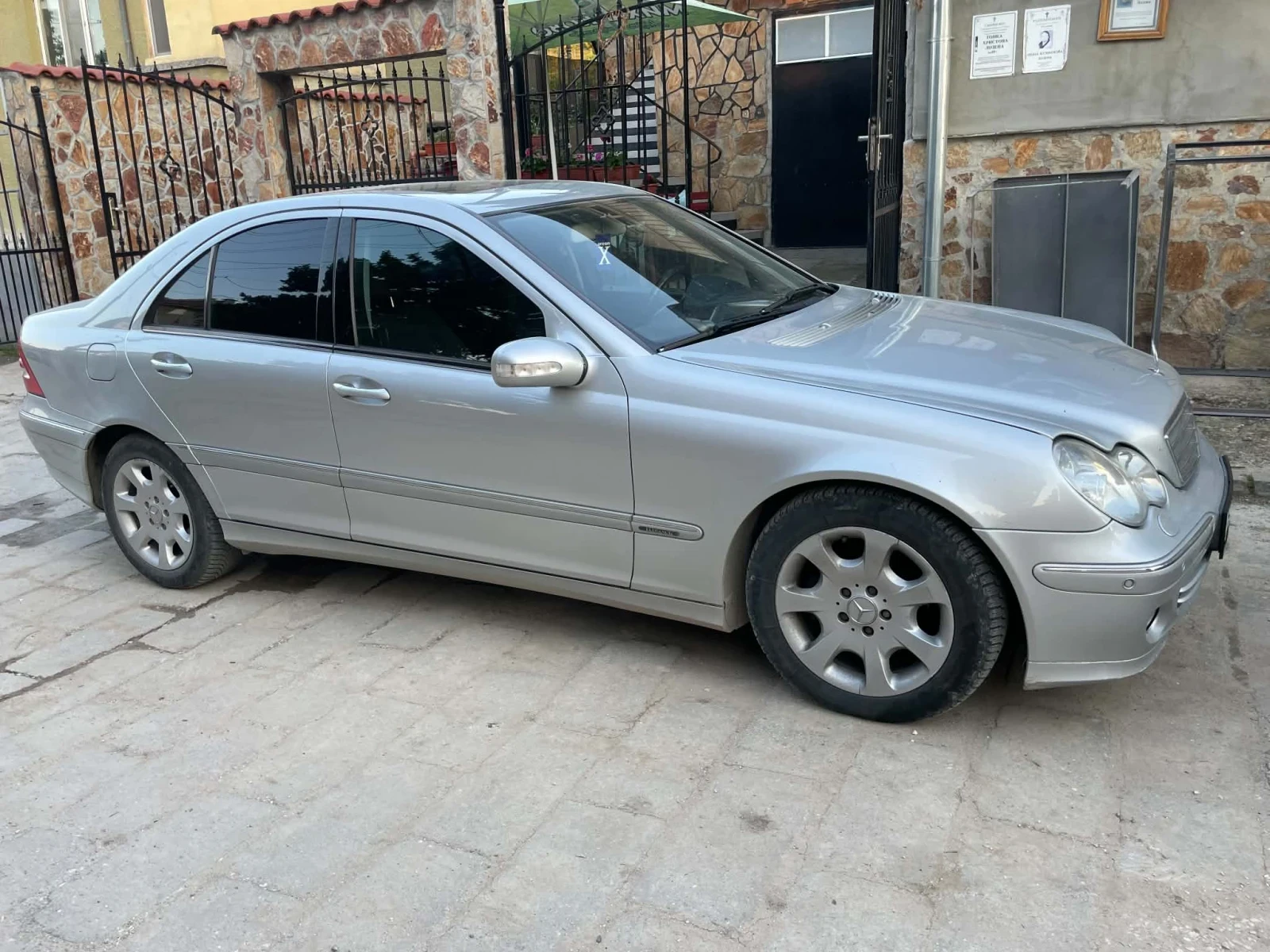 Mercedes-Benz C 220 | Mobile.bg � ����������� 10