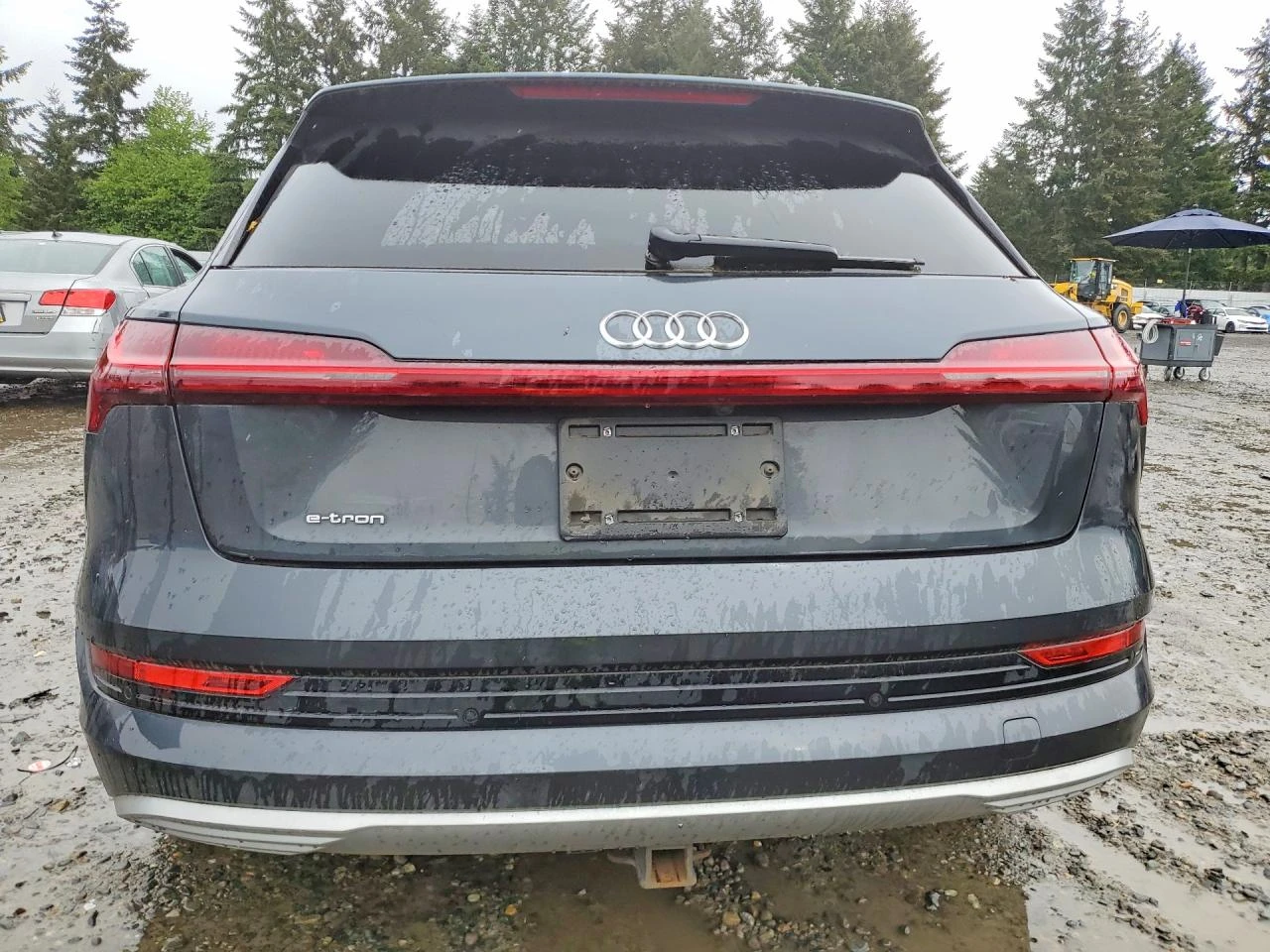 Audi E-Tron Prestige* 4x4, снимка 6 - Автомобили и джипове - 54639919