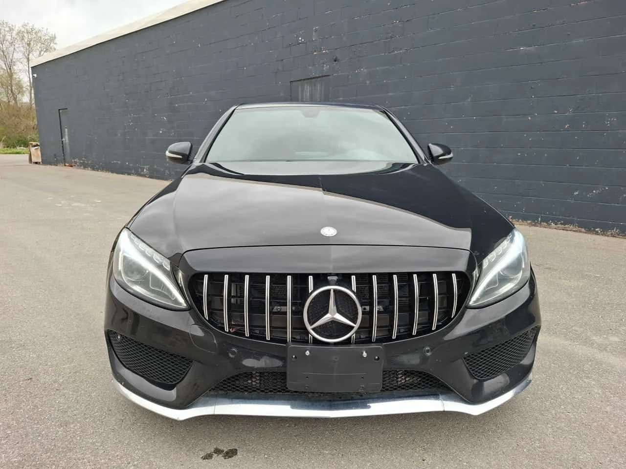 Mercedes-Benz C 300 * 4MATIC * AMG ПАКЕТ * 360 * PANO, снимка 6 - Автомобили и джипове - 54756200