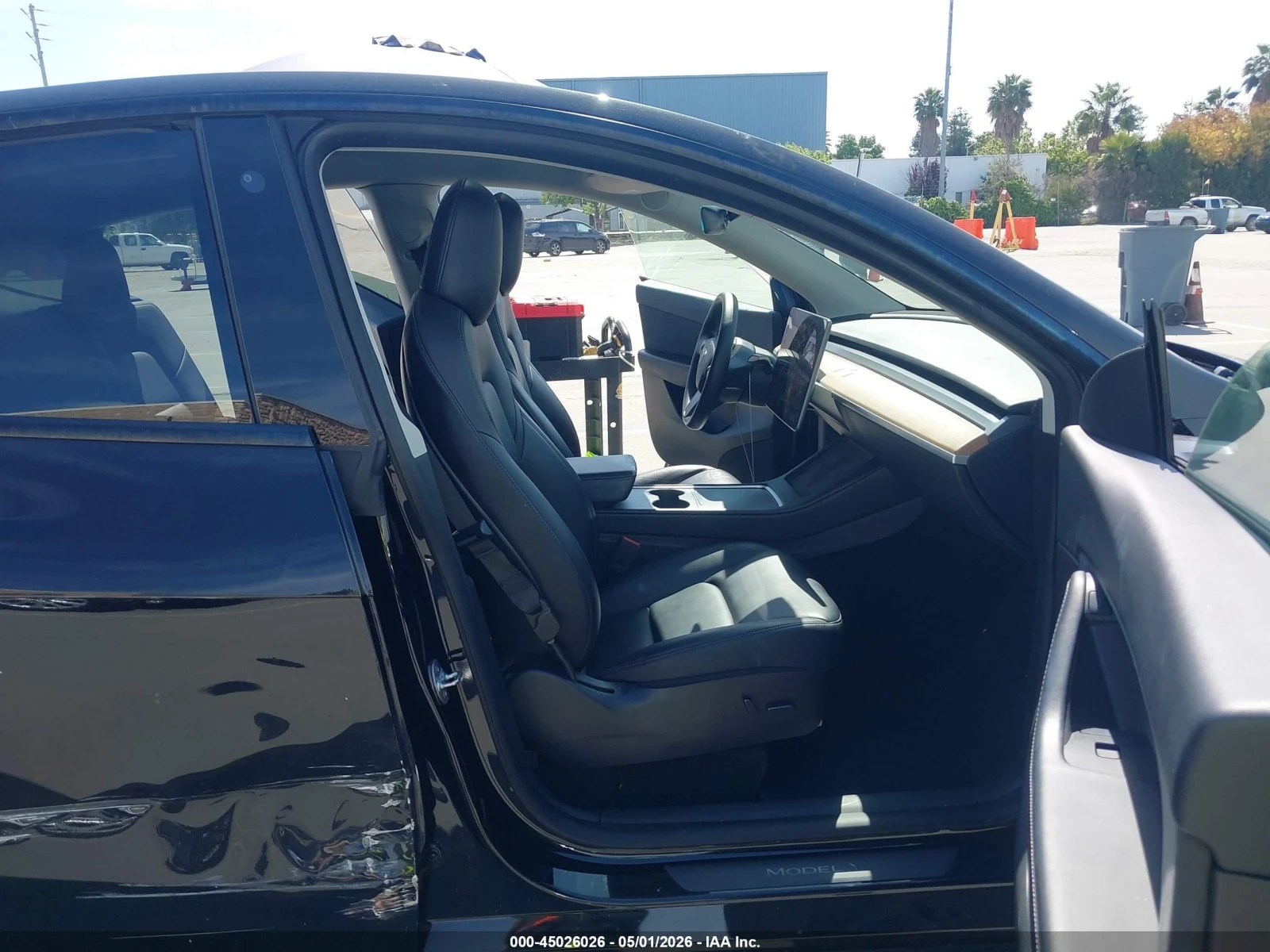 Tesla Model Y LONG RANGE DUAL MOTOR ALL-WHEEL DRIVE, снимка 9 - Автомобили и джипове - 54882283