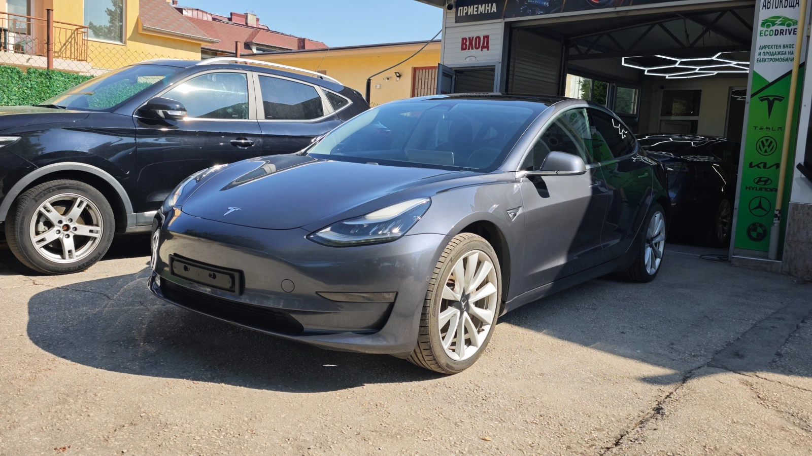 Tesla Model 3 Long Range AWD 75KW