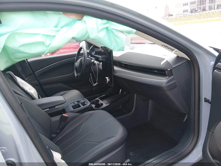 Ford Mustang Mach-E Select, снимка 5 - Автомобили и джипове - 55288908