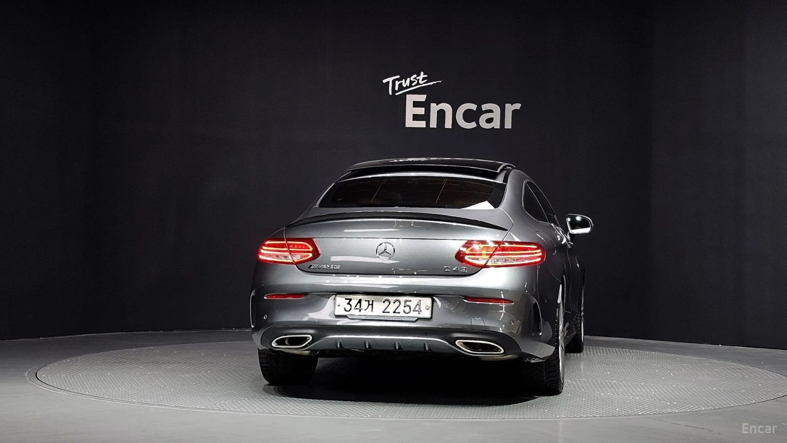 Mercedes-Benz C 200 AMG-LINE* BURMESTER* ПОДГРЕВ* КАМЕРА* HEADUP* , снимка 4 - Автомобили и джипове - 55612528