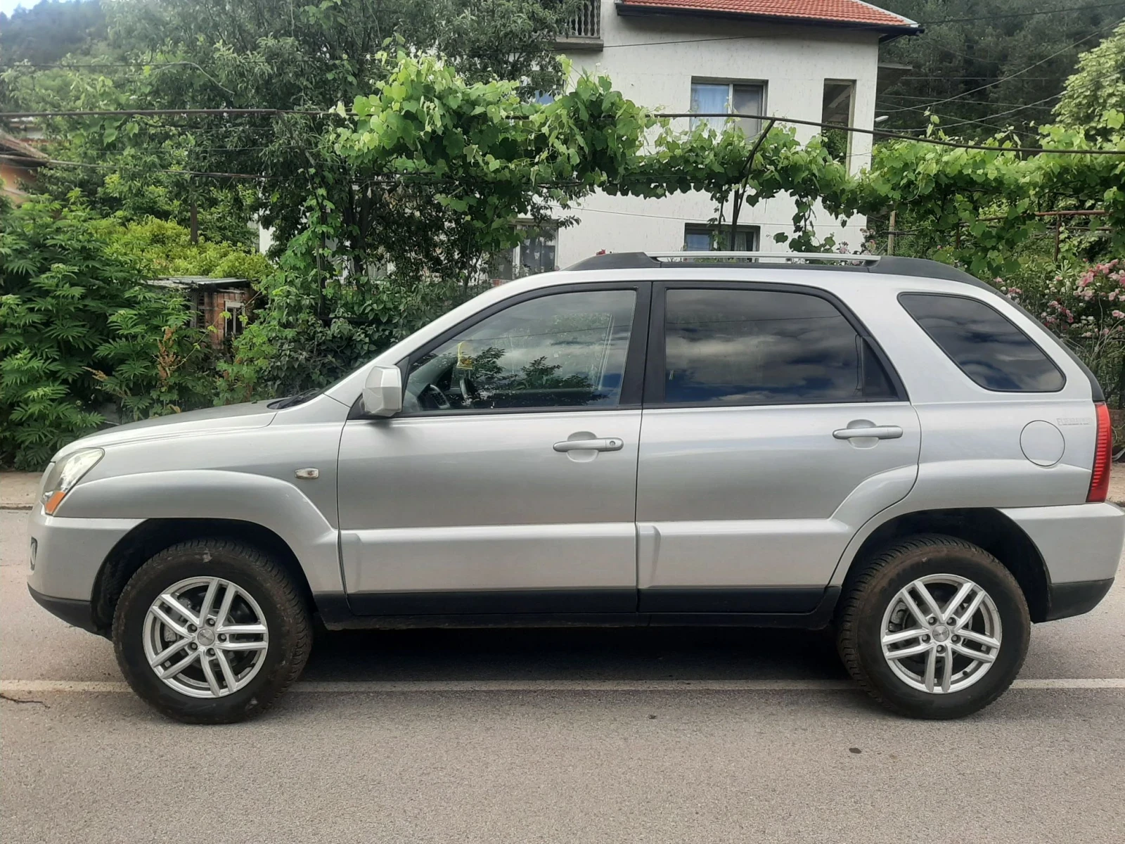 Kia Sportage 2.0 CRDI FEIS  6  SKOROSTI  4 x4 KLIMATRON | Mobile.bg � ����������� 5