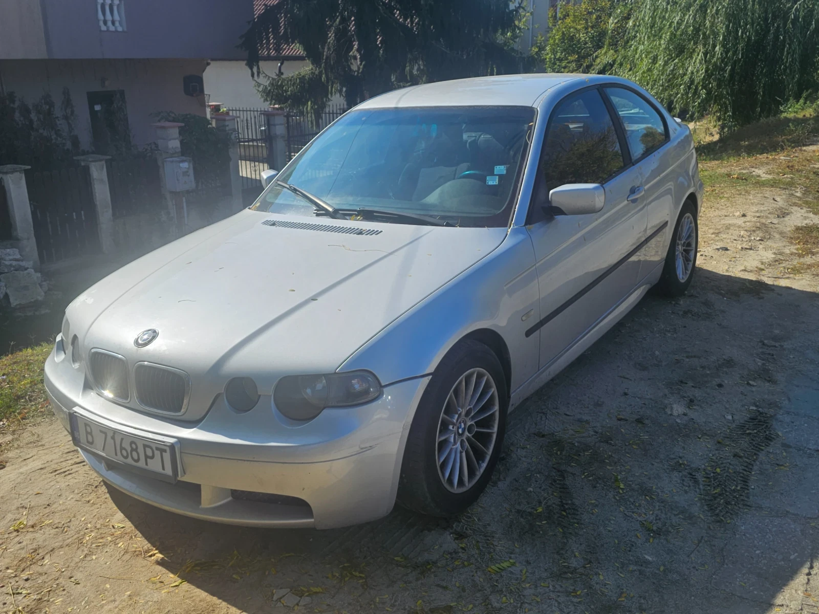 BMW 320 Compact, снимка 3 - Автомобили и джипове - 56594267