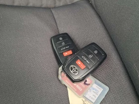 Toyota Tundra * SR5 CREW CAB STD BED * CARFAX * , снимка 10