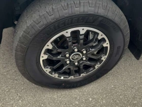 Toyota Tundra * SR5 CREW CAB STD BED * CARFAX * , снимка 8