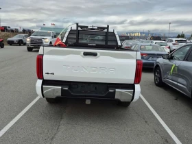 Toyota Tundra * SR5 CREW CAB STD BED * CARFAX * , снимка 6 - Автомобили и джипове - 53692836