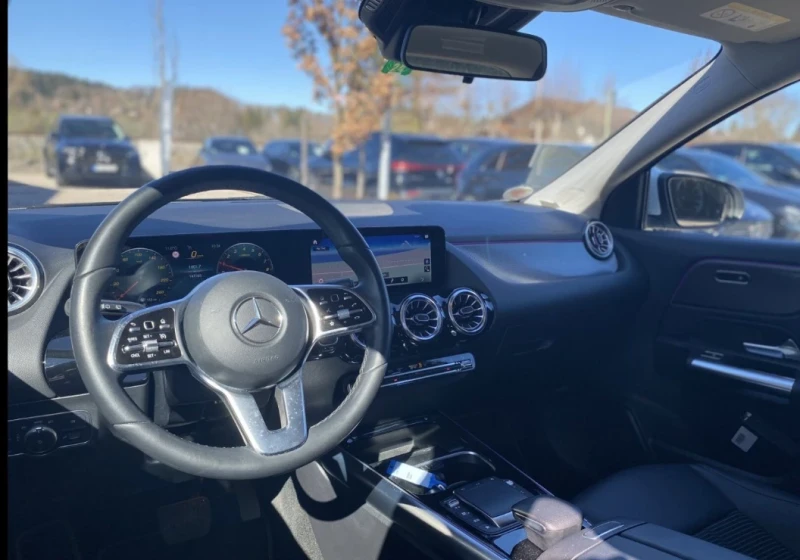 Mercedes-Benz GLA 250 Navi Plus LED Carplay, снимка 10 - Автомобили и джипове - 52897060