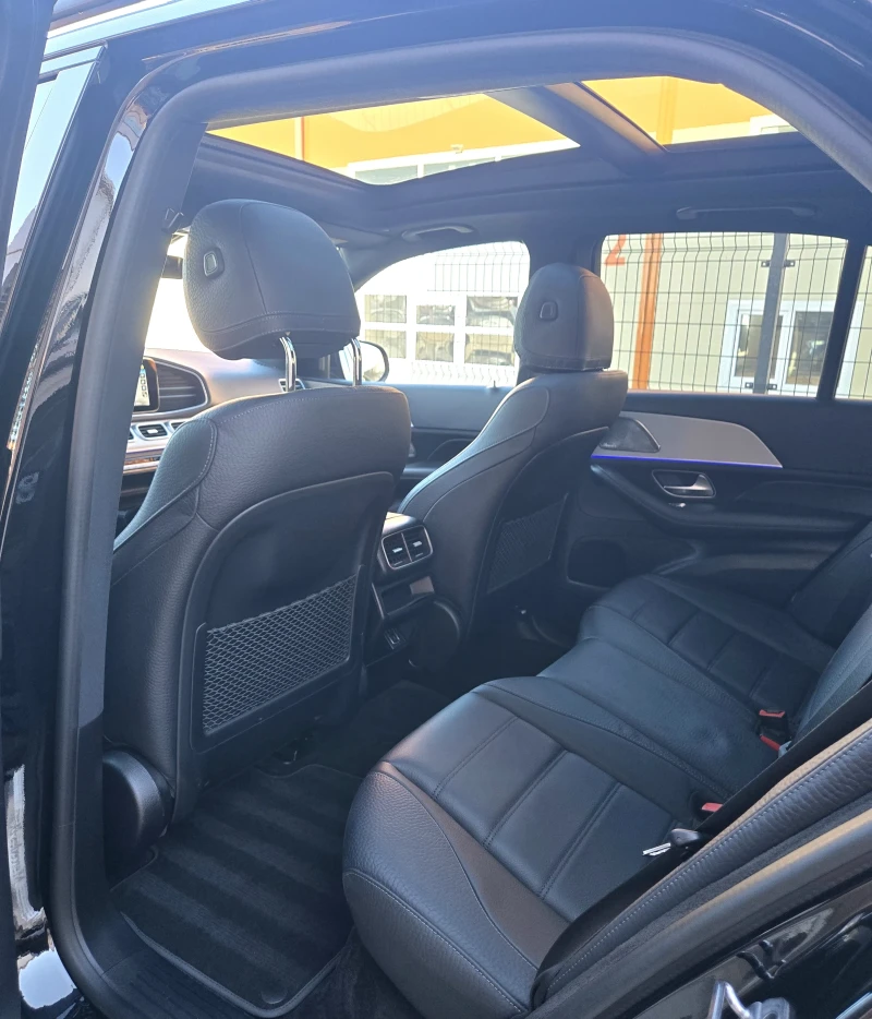 Mercedes-Benz GLE 350 AMG-63* PANORAMA* KEYLESS* OBDUXVANE* CAM-360* TOP, снимка 11 - Автомобили и джипове - 52816754