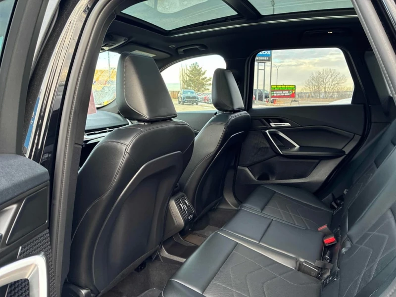 BMW X1 xDrive28i * CARFAX* ПАНОРАМА* ПОДГРЕВИ, снимка 10 - Автомобили и джипове - 53361201