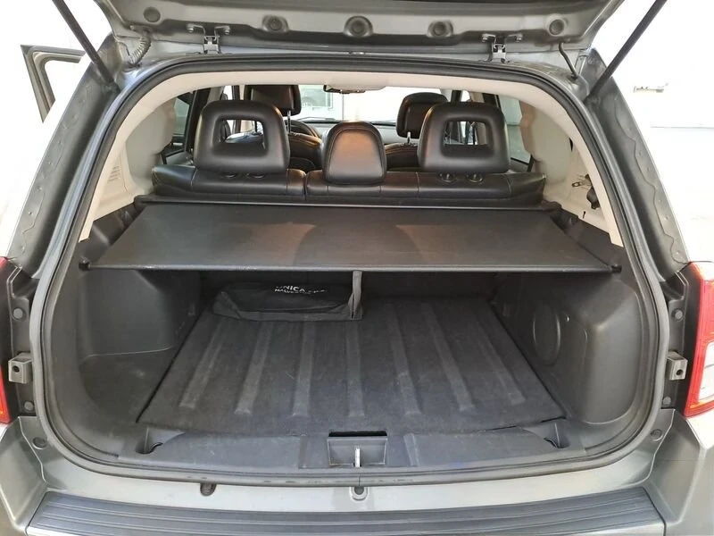 Jeep Compass * 2.2CRD* Limited* СЕРВИЗНА ИСТОРИЯ* , снимка 8 - Автомобили и джипове - 54070451