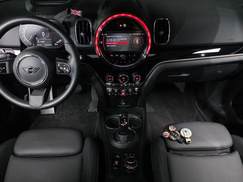 Mini Countryman 1.5 Automatic, снимка 7 - Автомобили и джипове - 56002116