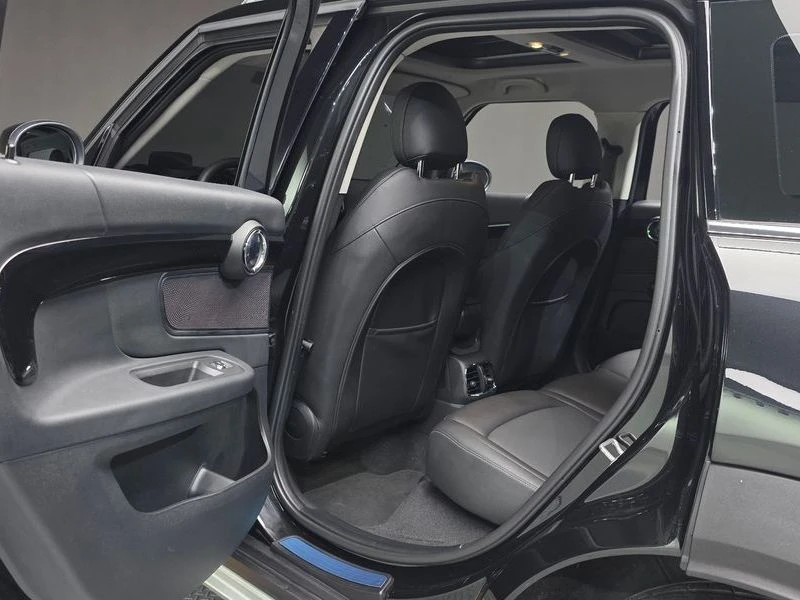 Mini Countryman 1.5 Automatic, снимка 16 - Автомобили и джипове - 56002116