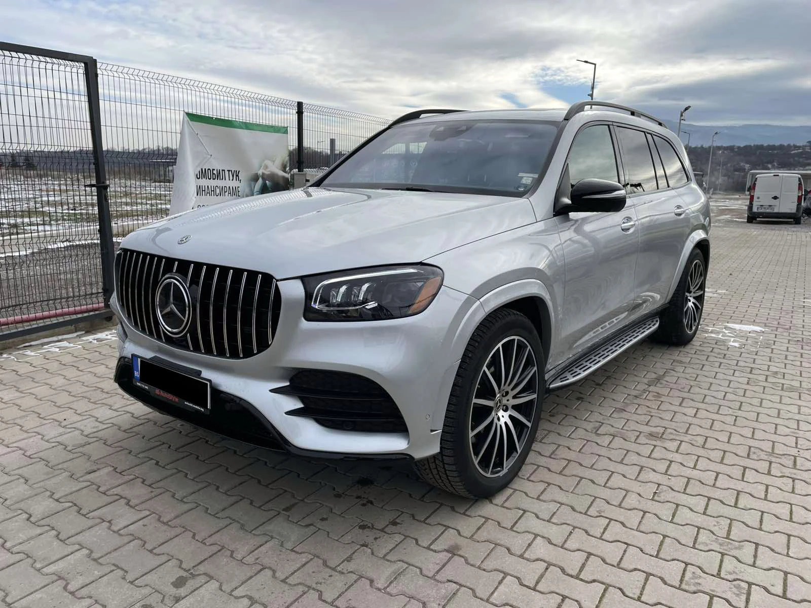 Mercedes-Benz GLS580 4M* AMG* Burmester* HuD* Обдухване* 360* DISTRONIK, снимка 1
