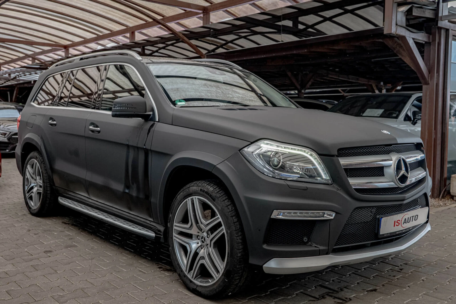 Mercedes-Benz GL 500 AMG/Harman Kardon/RSE/Panorama/Обдухване/ - изображение 2