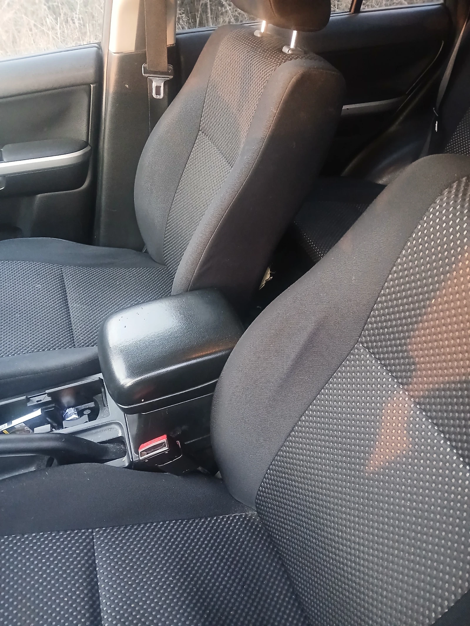 Suzuki Grand vitara, снимка 6 - Автомобили и джипове - 53760629