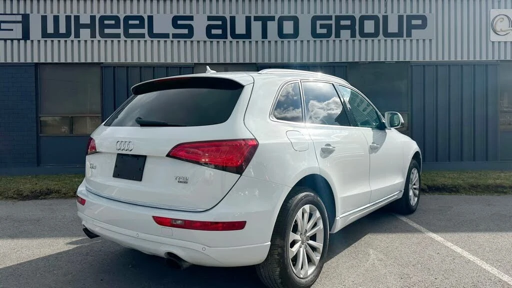 Audi Q5 2.0T quattro Progressiv* АвтоКредит* (Цена до БГ) , снимка 4 - Автомобили и джипове - 54154787