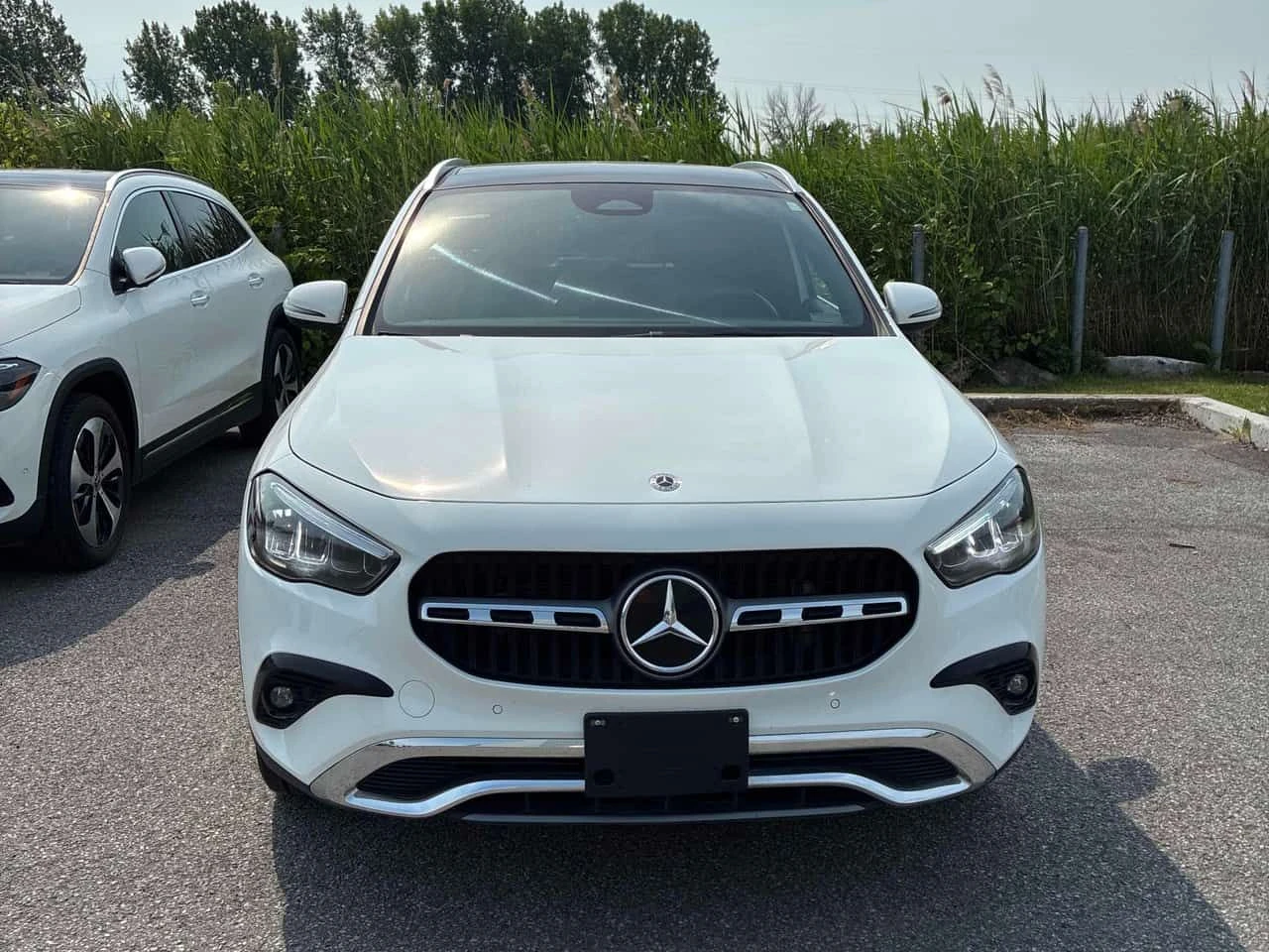 Mercedes-Benz GLA 250 4MATIC/ПАНОРАМА/ПОДГРЕВИ, снимка 2 - Автомобили и джипове - 55157024