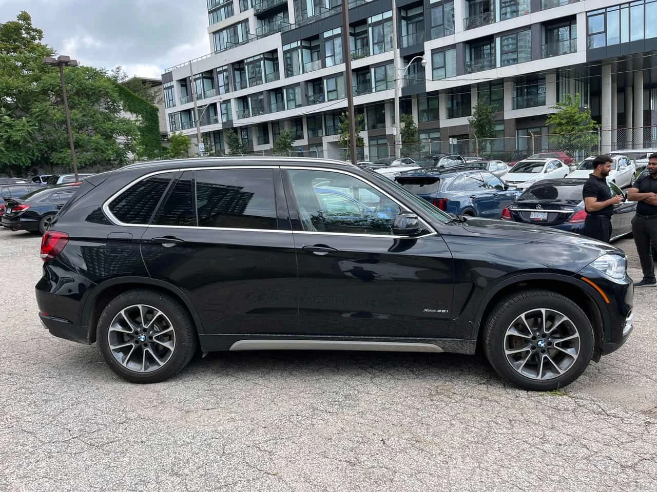 BMW X5 xDrive35i/ВТОРИ ГУМИ И ДЖАНТИ/ПАНОРАМА/ПОДГРЕВИ, снимка 4 - Автомобили и джипове - 55240710