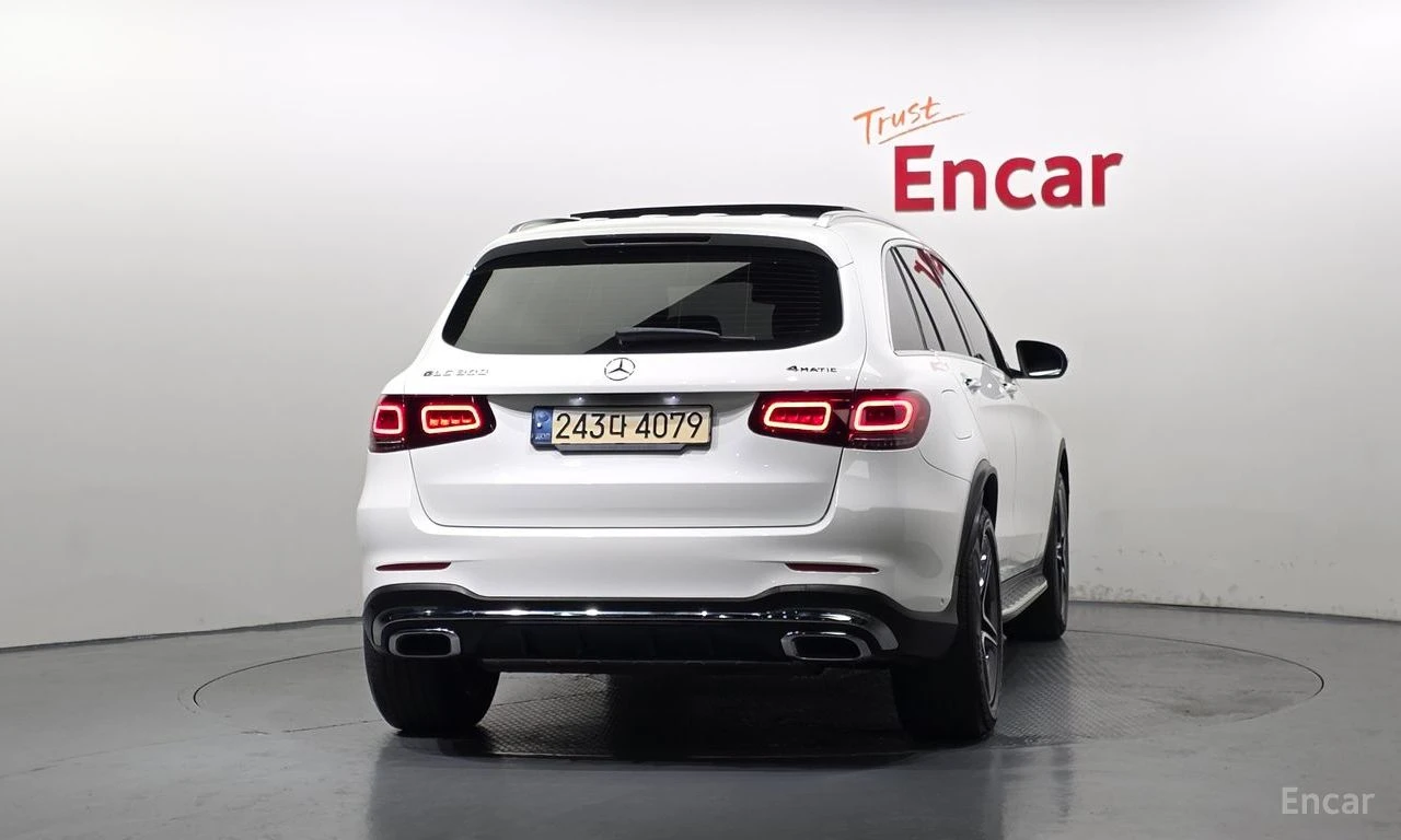 Mercedes-Benz GLC 300 ДИСТРОНИК * ОБДУХВАНЕ * HEAD-UP * АВТОКРЕДИТ, снимка 5 - Автомобили и джипове - 55269809