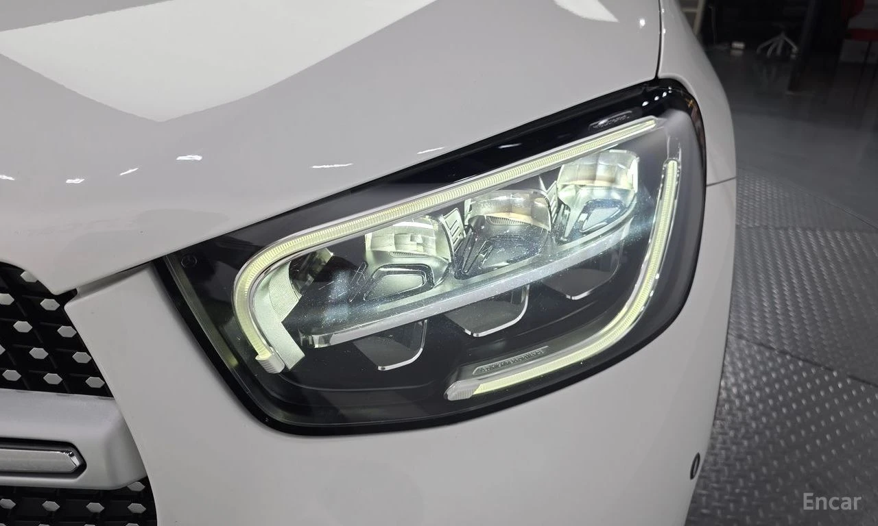 Mercedes-Benz GLC 300 ДИСТРОНИК * ОБДУХВАНЕ * HEAD-UP * АВТОКРЕДИТ, снимка 8 - Автомобили и джипове - 55269809