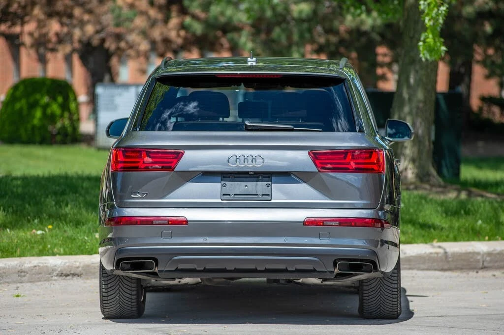 Audi Q7 * Quattro* ПАНО* KEYLESS* Camera* ПОДГРЕВ* 360* , снимка 5 - Автомобили и джипове - 55624812