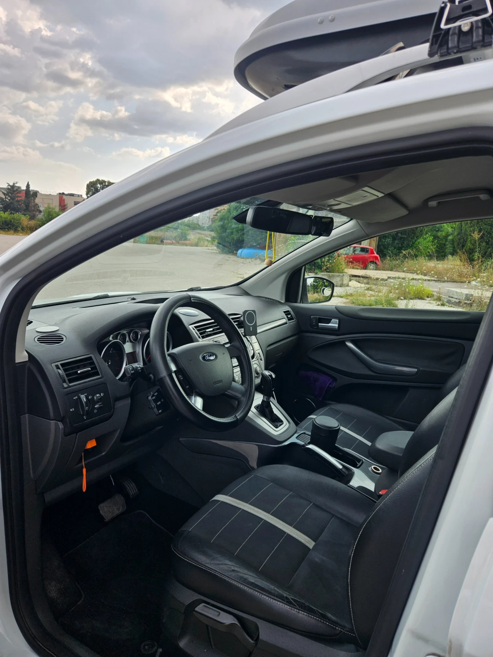 Ford Kuga, снимка 7 - Автомобили и джипове - 55658337