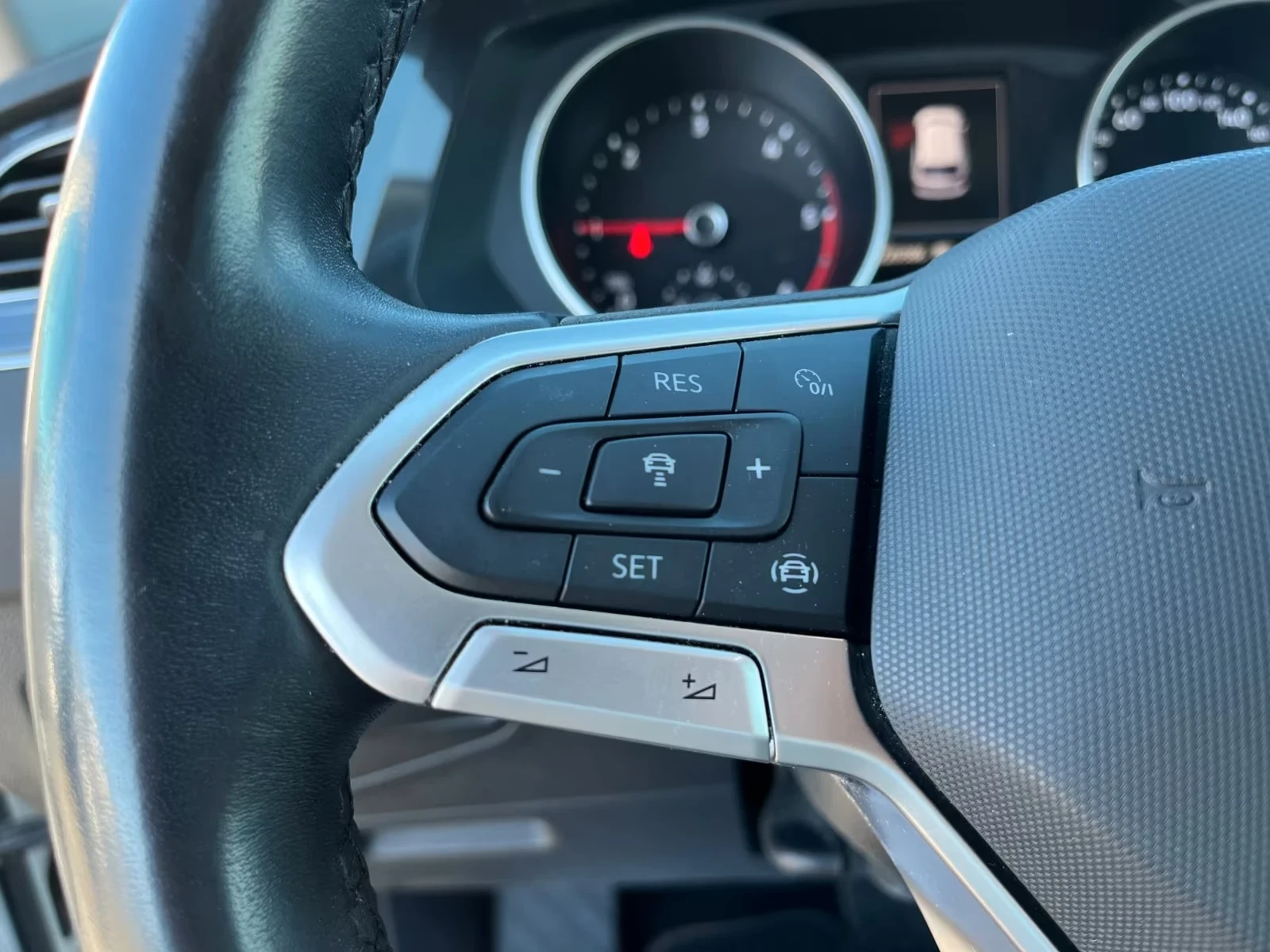VW Tiguan 2.0TDI\150kc\NAVI\LED FAROVE | Mobile.bg � ����������� 13