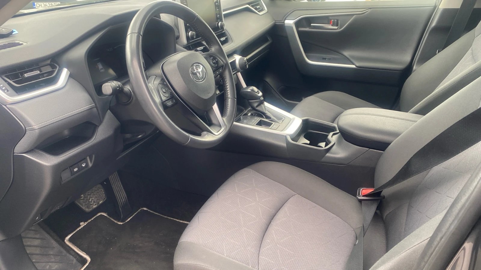 Toyota Rav4 2.5 HEV Executive FWD | Mobile.bg � ����������� 12