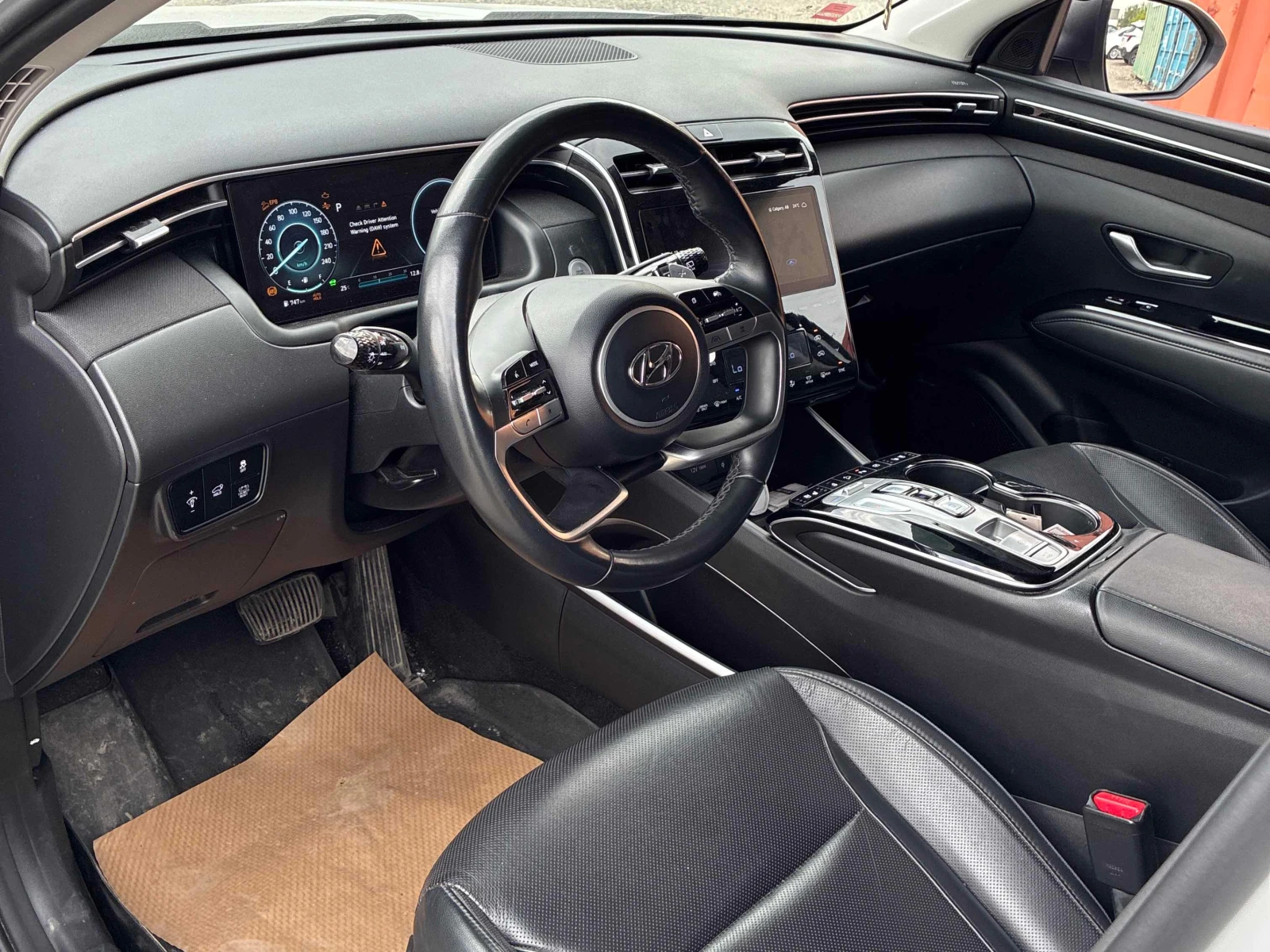 Hyundai Tucson Ultimate | CARFAX | АВТОКРЕДИТ БЕЗ ПЪРВОНАЧАЛНА , снимка 7 - Автомобили и джипове - 56133793
