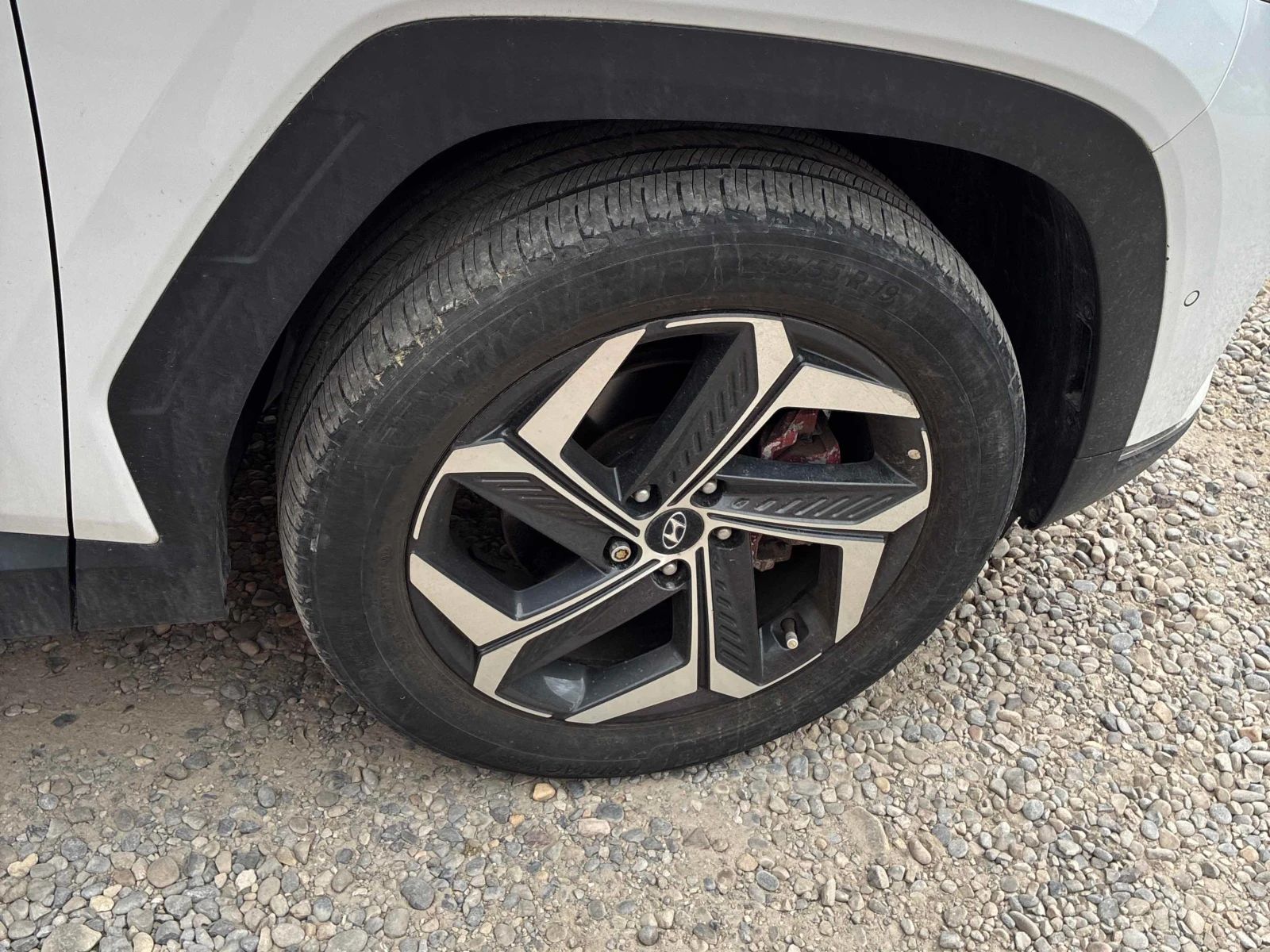 Hyundai Tucson Ultimate | CARFAX | АВТОКРЕДИТ БЕЗ ПЪРВОНАЧАЛНА , снимка 6 - Автомобили и джипове - 56133793