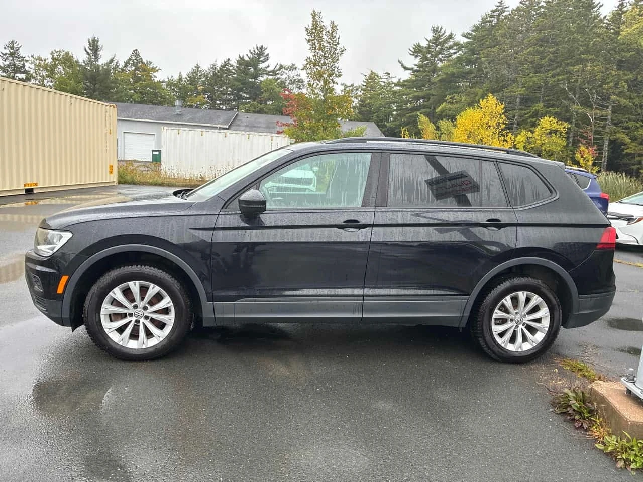 VW Tiguan * Trendline * CARFAX * , снимка 2 - Автомобили и джипове - 56177883