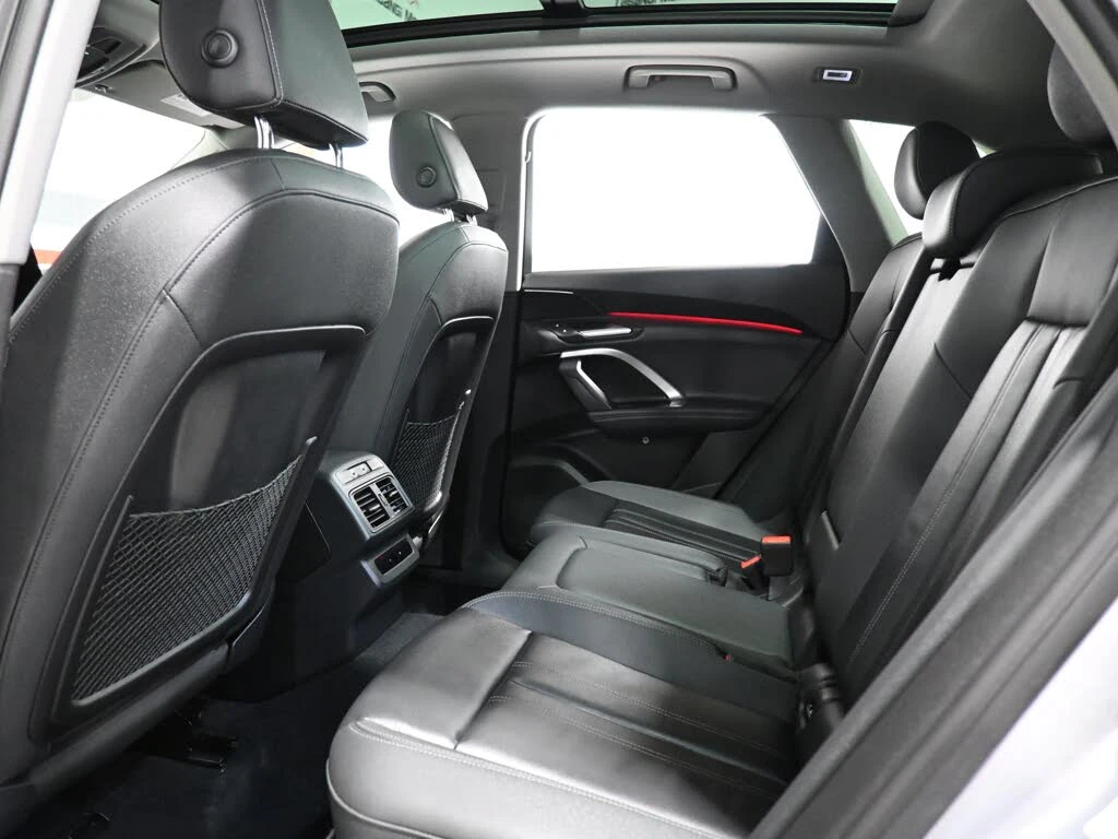 Audi Q5 2.0 40TFSI Quattro , снимка 12 - Автомобили и джипове - 56357168