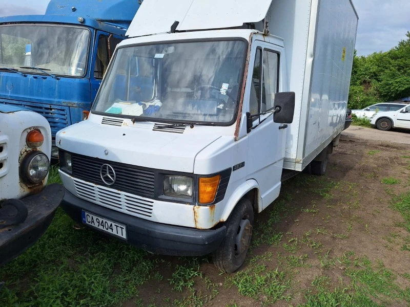 Mercedes-Benz 410 ФУРГОН С Б КАТЕГОРИЯ , снимка 1 - Бусове и автобуси - 49280184