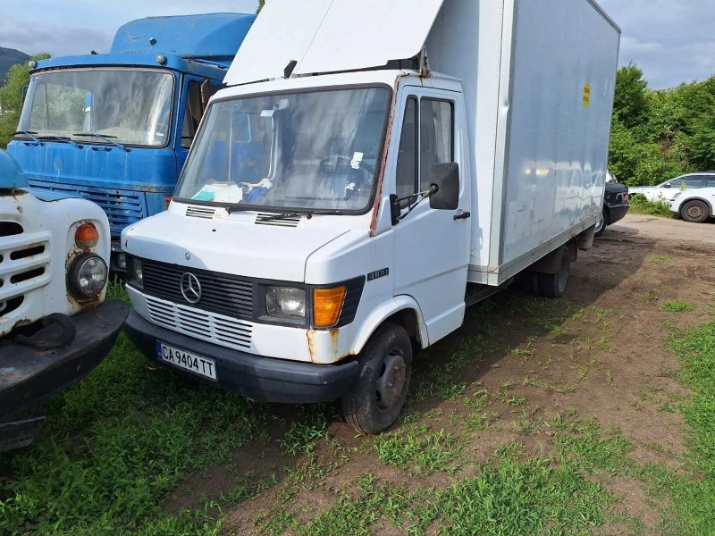 Mercedes-Benz 410 ФУРГОН С Б КАТЕГОРИЯ , снимка 2 - Бусове и автобуси - 49280184