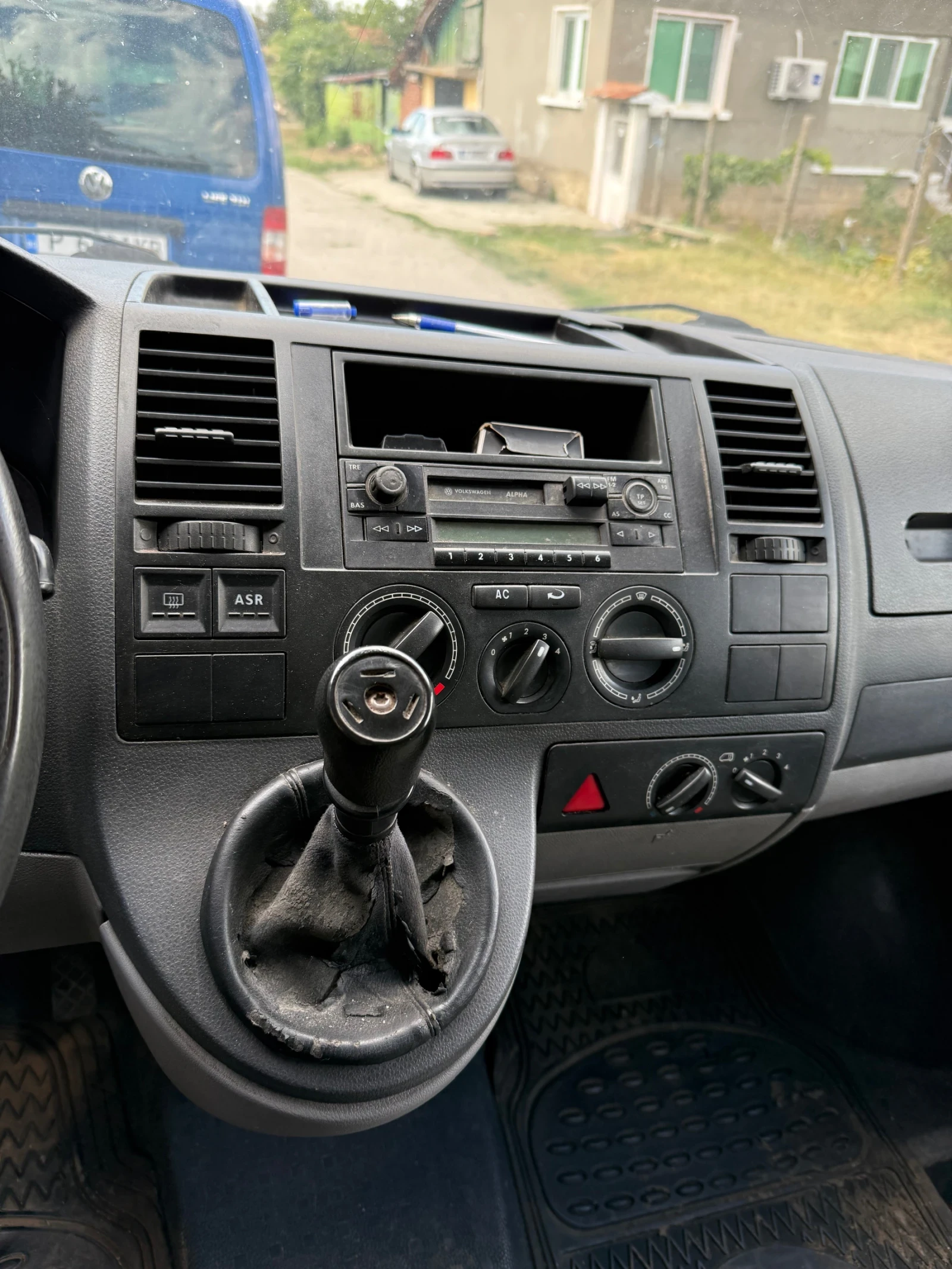 VW Transporter T5 - изображение 6