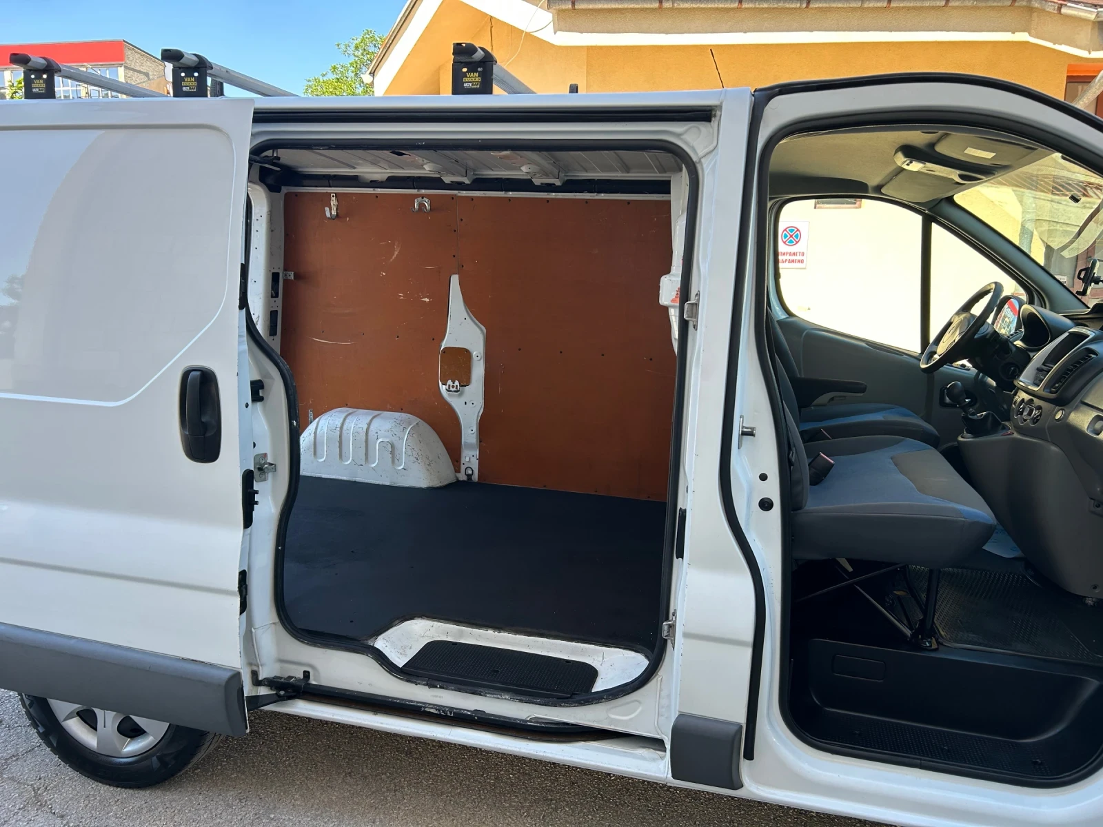Renault Trafic 2.0DCI КЛИМАТРАНИК, снимка 16 - Бусове и автобуси - 54856624