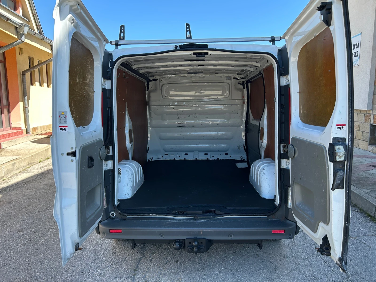 Renault Trafic 2.0DCI КЛИМАТРАНИК, снимка 13 - Бусове и автобуси - 54856624