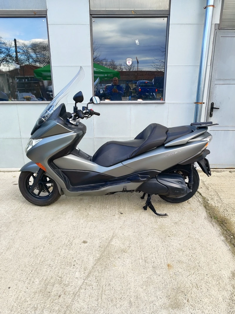 Honda Forza 250i, снимка 3 - Мотоциклети и мототехника - 53596648