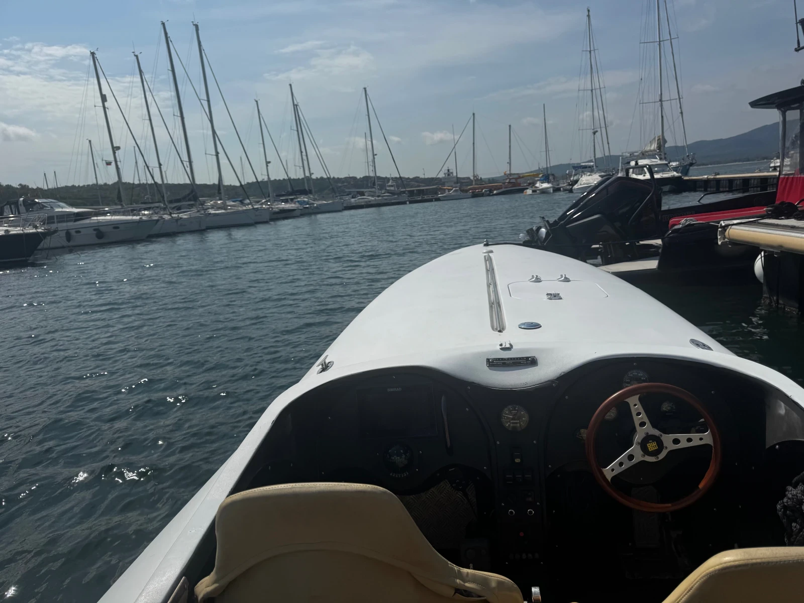 Лодка Bavaria, снимка 9 - Воден транспорт - 53780008