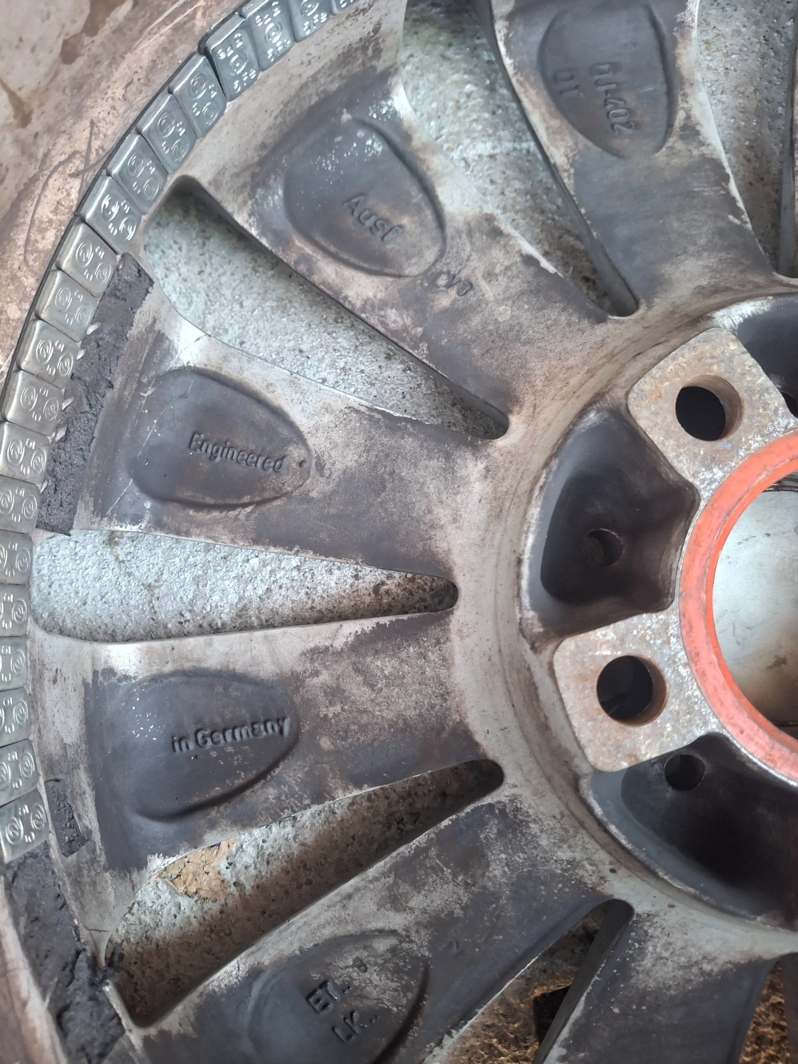 Гуми с джанти Kumho 245/45R17, снимка 2 - Гуми и джанти - 55694035